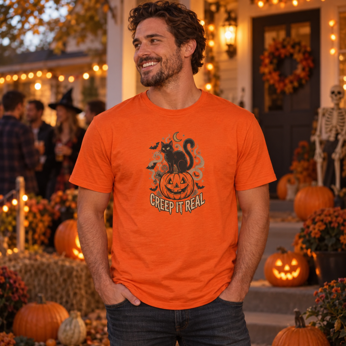 Keep spooky season stylish with this funny Creep It Real black cat t-shirt featuring a vintage jack-o'-lantern, bats, and retro Halloween vibes.